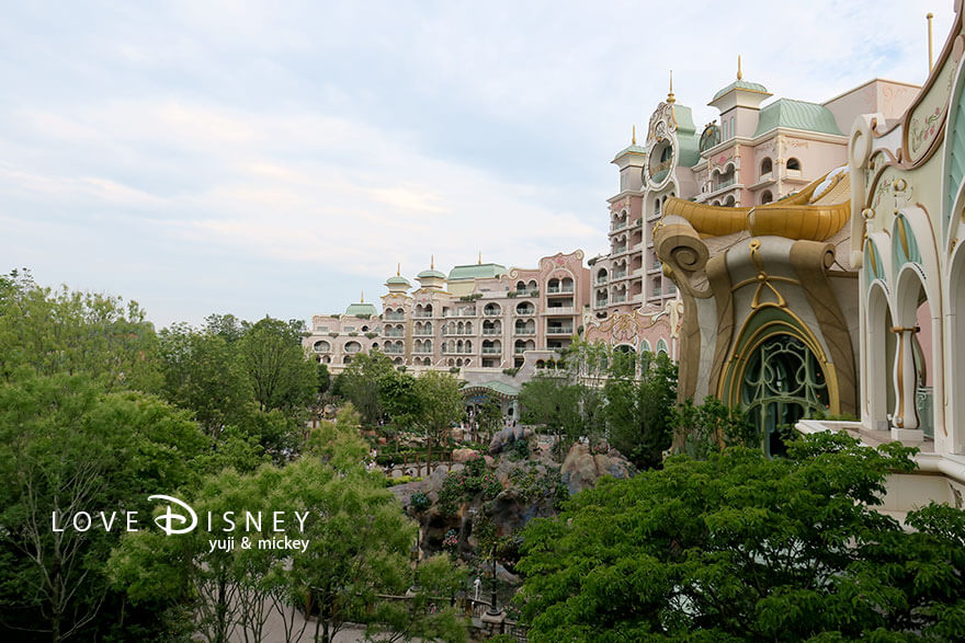 東京ディズニーシー・ファンタジースプリングスホテル（3階にあるテラス）昼